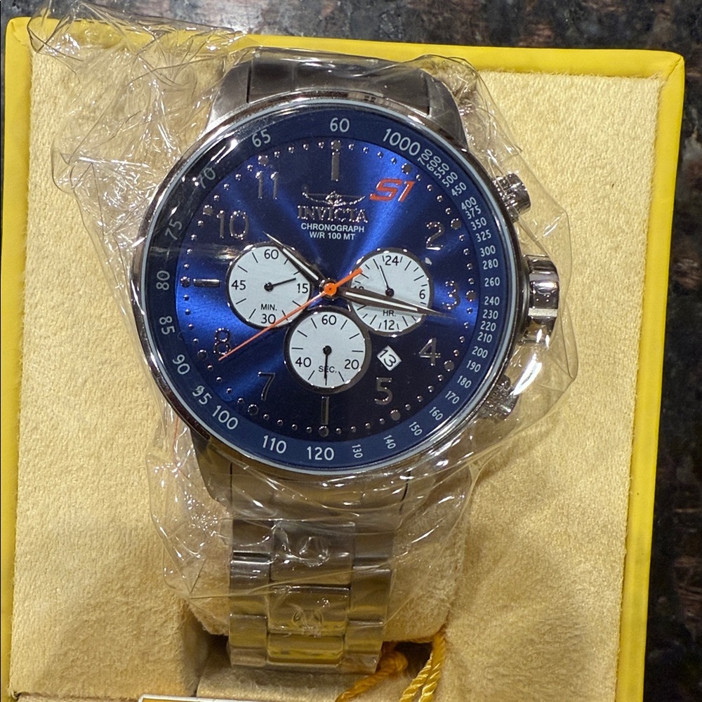 Invicta Silver Watch - Picture 2 of 7